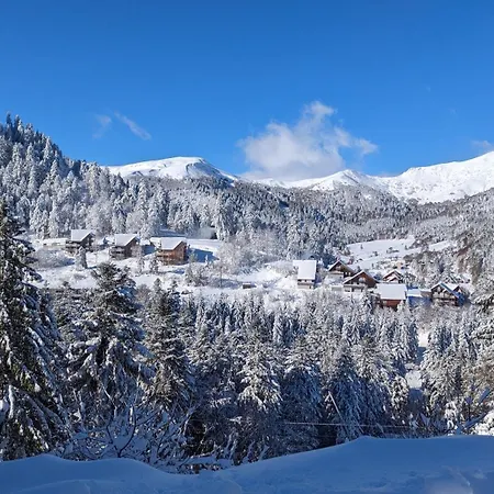 3 Etoiles, Meuble, 45m2, Station, Fibre, Netflix, Plus, Garage Laveissière