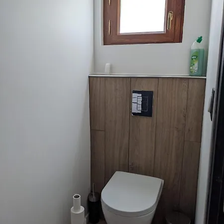 3 Etoiles, Meuble, 45m2, Station, Fibre, Netflix, Plus, Garage *