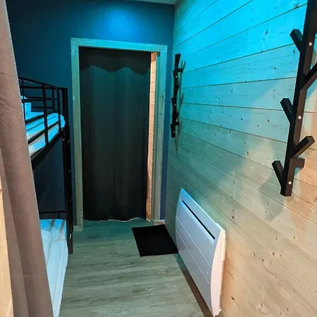 3 Etoiles, Meuble, 45m2, Station, Fibre, Netflix, Plus, Garage *